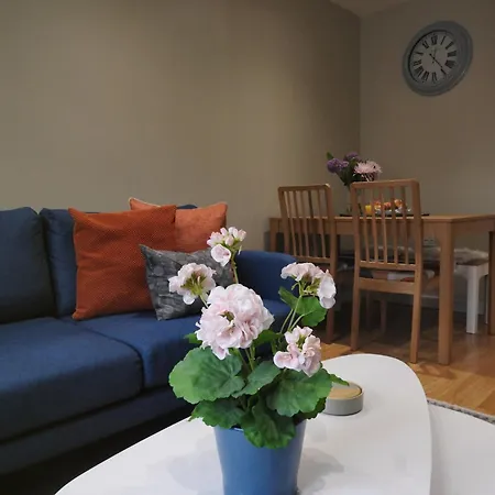 Stylish Modern With Parking * Harrogate