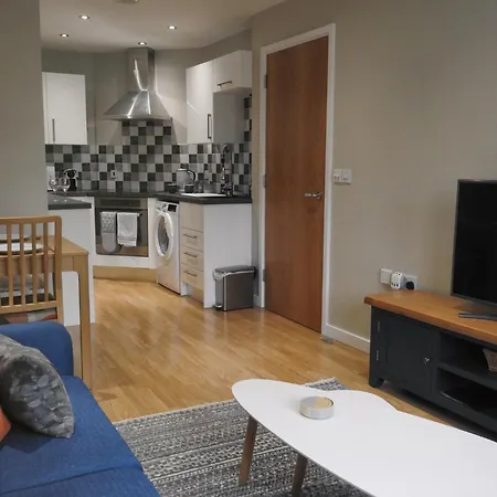 Stylish Modern With Parking