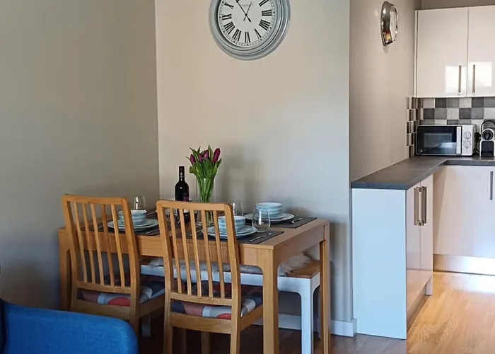 Stylish Modern With Parking